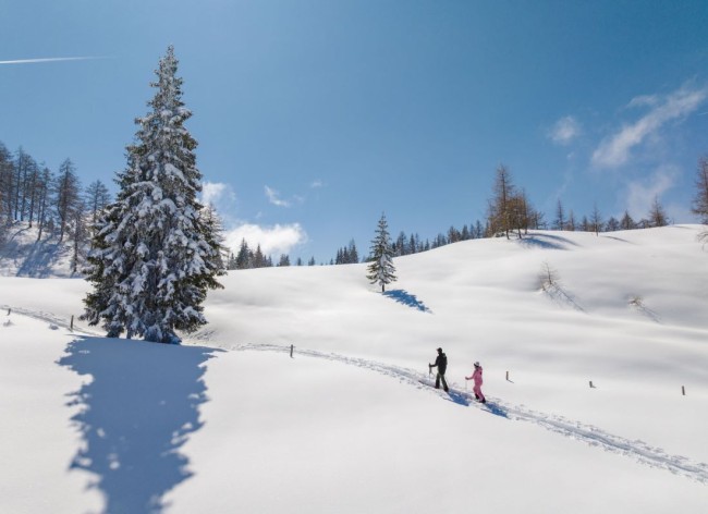 Skitouren gehen und Schneeschuhwandern &copy; JOSalzburg